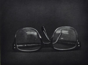 Ich soll das gewesen sein? (Brille), 39 x 54 cm, Heliogravüre